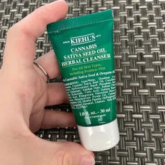 Serum Tái Tạo Da Kiehl's Cannabis Sativa Seed Oil Herbal Cleanser 30ml - Giảm Mẩn Đỏ, Chăm Sóc Da Nhạy Cảm, Tinh Chất Tự Nhiên